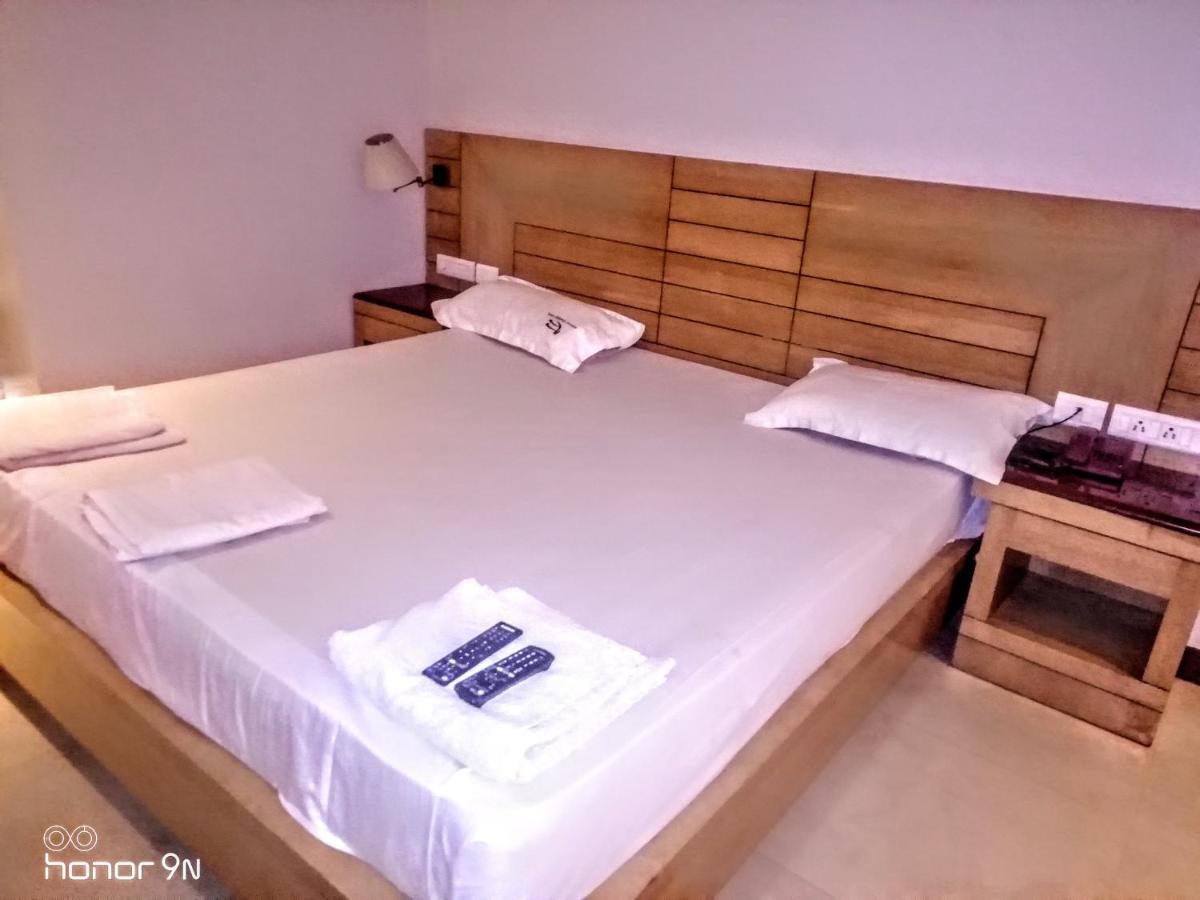 Hotel Balaji Inn Tańdźawur Zewnętrze zdjęcie
